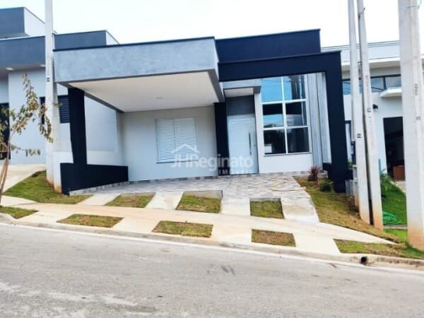 Casa térrea à venda no Condomínio Horto Florestal Villagio - Sorocaba