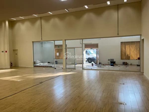Loja Ponto Comercial em Wanel Ville, Sorocaba/SP