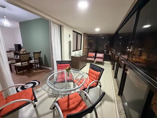 Ed. Everest - Praia da Costa - Apto 140m², 3 quartos, 1 suíte, 2 vagas, lazer completo