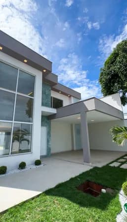 Casa Duplex 200m², 4 suítes, 4 vagas, lazer privativo, nunca habitada