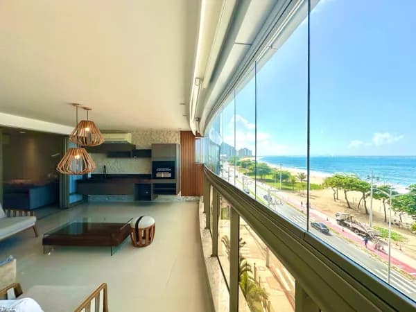 Apartamento frente mar Itaparica, 200m², 4 suítes 4 vagas, lazer de Clube