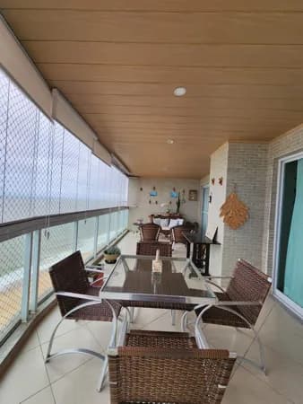 Apartamento Alto Padrão 220m², 4 quartos, 2 suítes, 3 vagas, lazer de clube