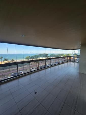 Apartamento frente ao mar de Itaparica, 273m², 4 quartos, 2 suítes, 3 vagas, lazer completo