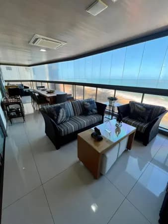 Apto frente mar, 260m², 3 quartos, 2 suítes, DCE, 3 vagas, lazer completo