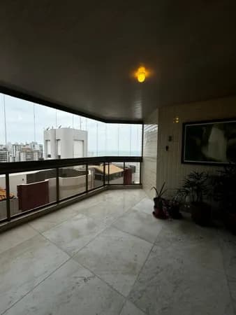 Ed. Victor Coser - Praia Itapuã. Frente mar, 170m², 4 quartos, 2 suítes, 3 vagas, lazer clube