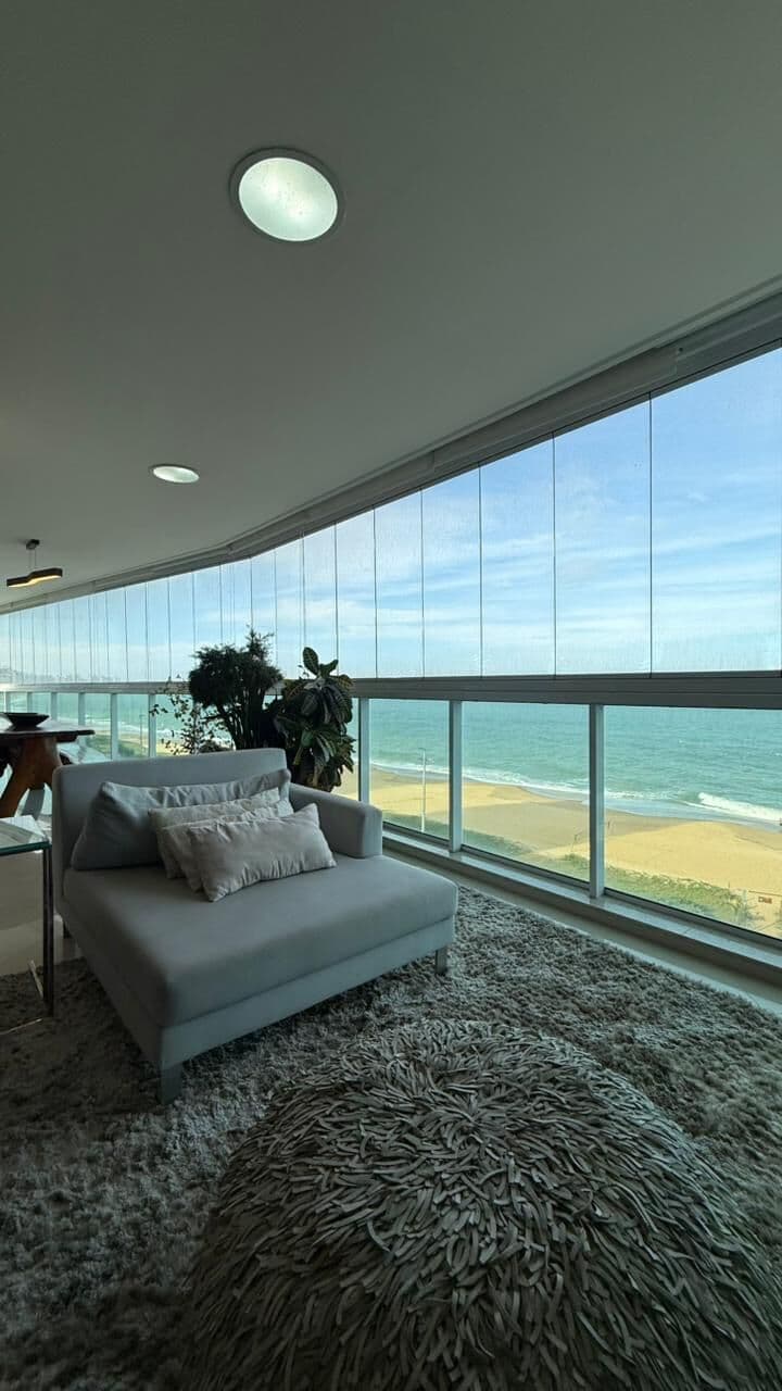 Apartamento frente ao mar da Praia de Itaparica, 4 quartos, 2 suítes, 3 vagas, lazer completo
