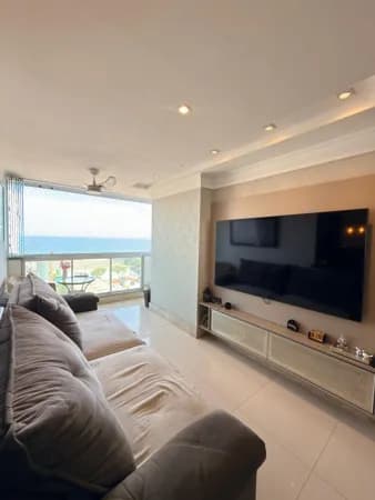 Apartamento 62m², 2 quartos, 1 suíte, varanda, 1 vaga de garagem, lazer completo.