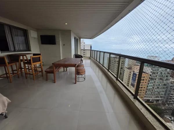 Apartamento 2ª quadra do mar, 159m², 4 quartos, 2 suítes, 3 vagas, lazer completo