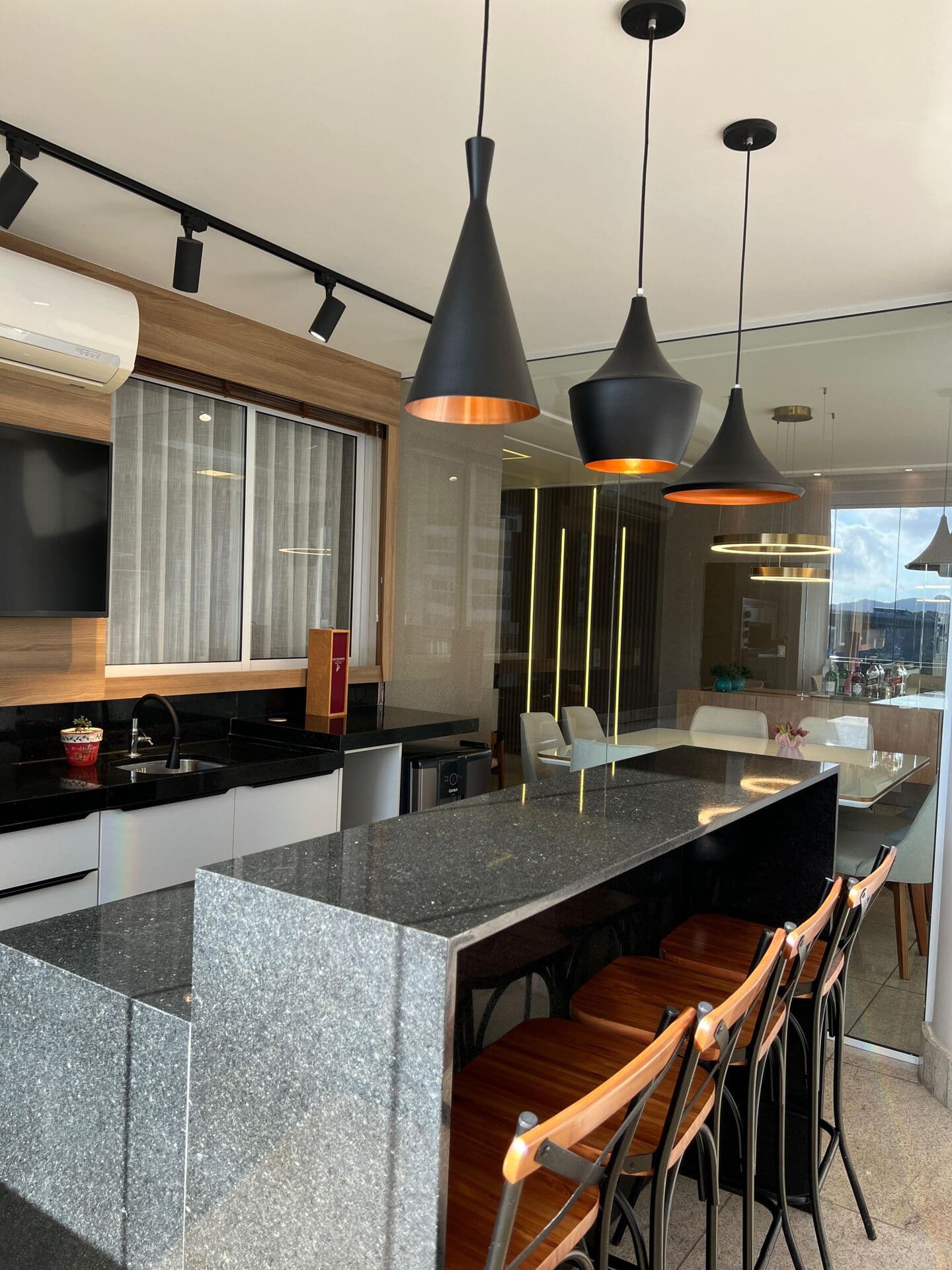 Apartamento com 150m², 4 quartos, 3 suítes, DCE, 2 vagas, lazer completo