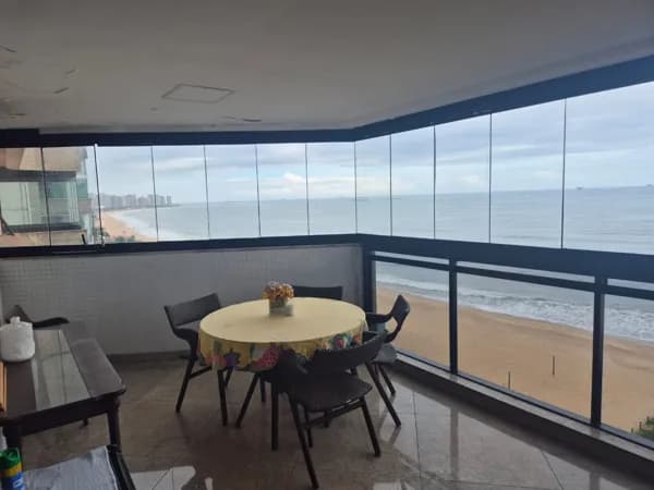 Apartamento 277m², 4 quartos; 2 suítes,2 vagas de garagem, lazer de clube