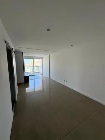 Apartamento, andar alto, 91m², 2 quartos, 1 suíte, 1 vaga - Praia da Costa