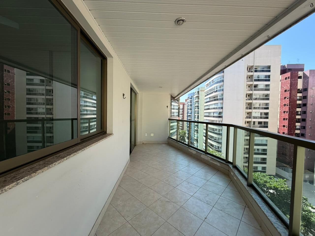 Apartamento no Parque das Castanheiras 90m², 2 quartos, 1 suíte, DCE, 2 vagas