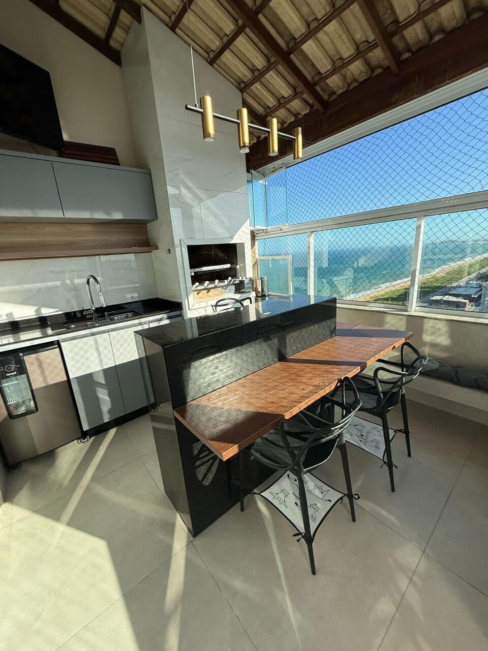 Ed. Mirante do Mar - Apartamento Cobertura Duplex 200m², 4 quartos, 2 suítes, 3 vagas.