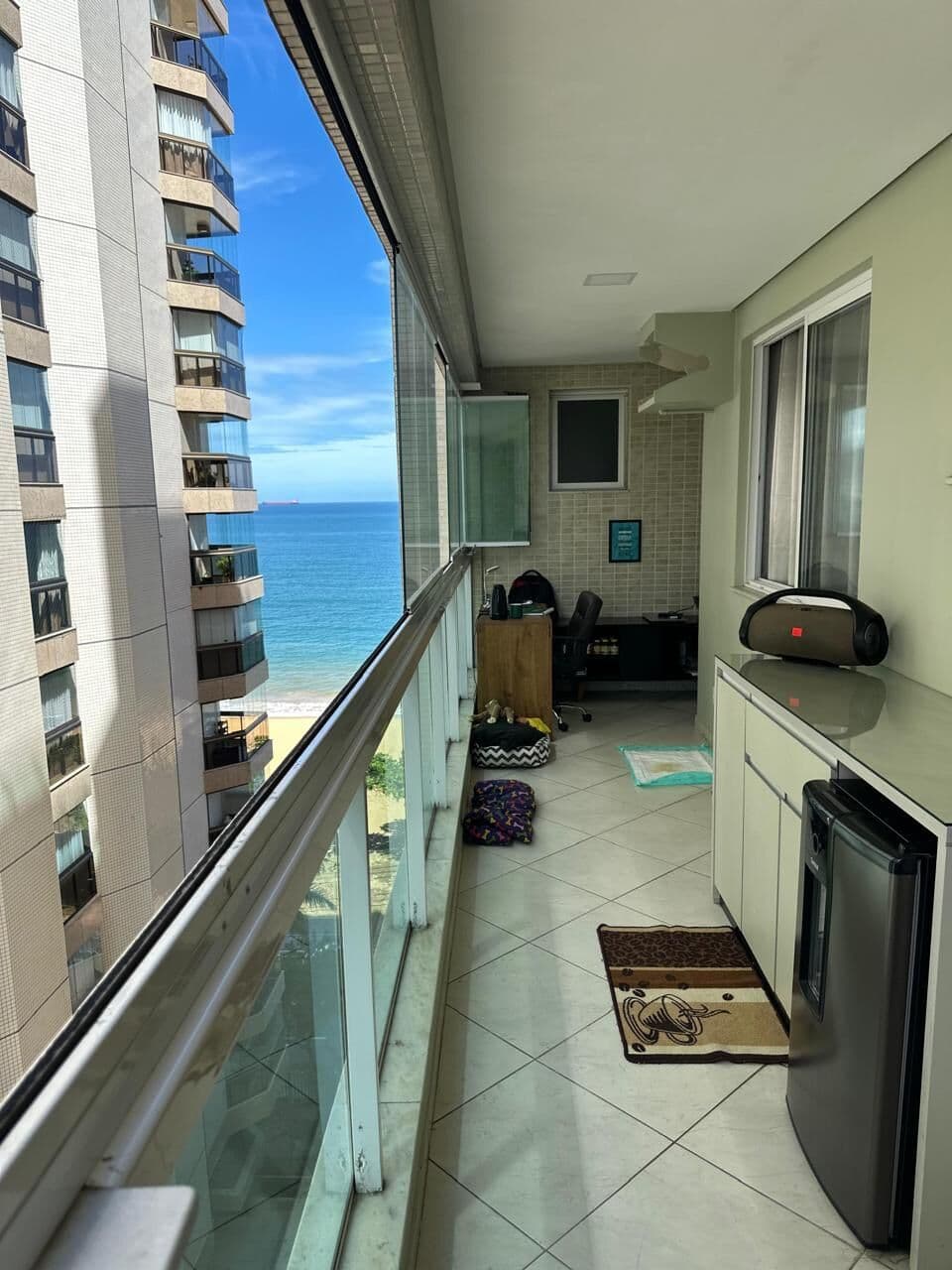 Apartamento 80m², 2 quartos, 1 suíte, varanda, 1 vaga, lazer completo.