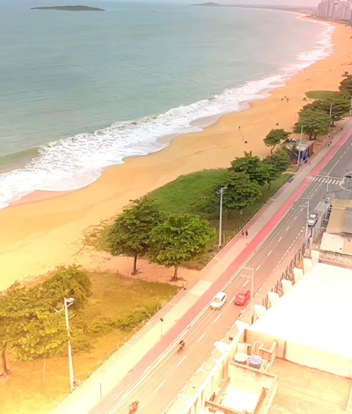 Apartamento frente para o mar da Praia de Itaparica, 3 quartos, 2 suítes, 3 vagas de garagem