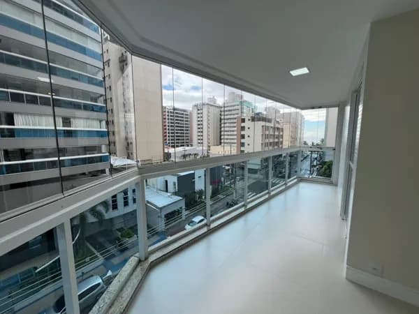 Apartamento 2° quadra do mar, 160m², 4 quartos, 2 suíte, 2 vagas, lazer completo
