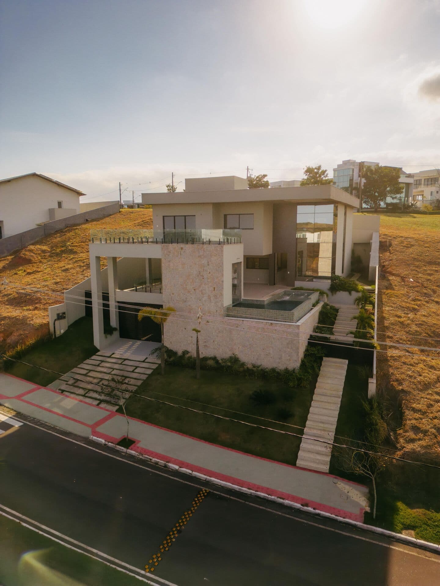 Casa Duplex 437m², vista mar, 4 suítes com closet, 2 vagas, lazer privativo - Riviera Park