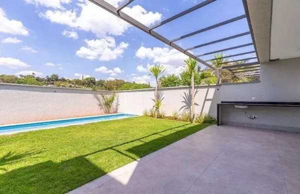 Casa Alto Padrão em Condomínio - NOVO