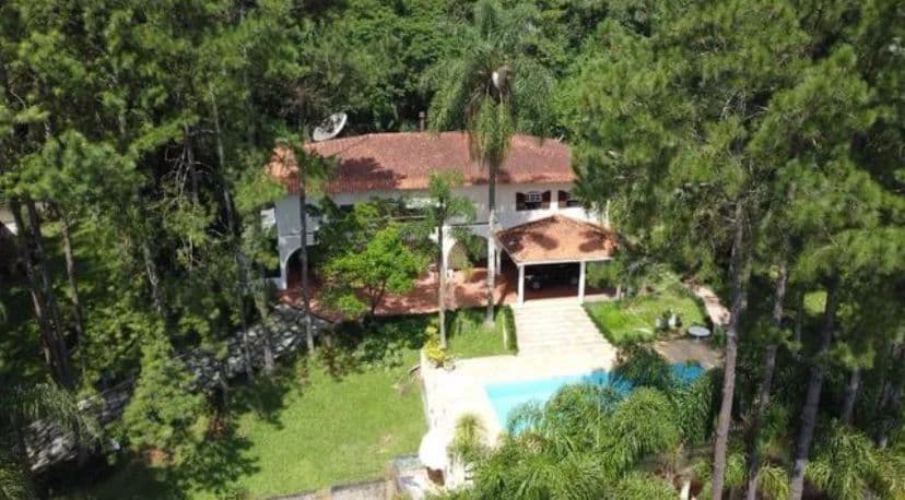 Casa Alto Padrão em Chácara dos Junqueiras, Carapicuíba/SP