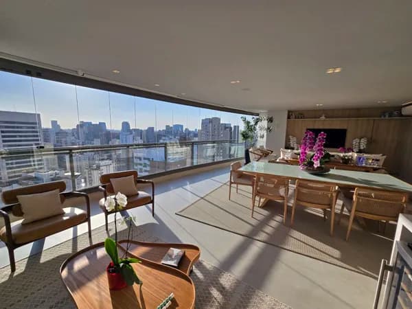 Apartamento Alto Padrão em Itaim Bibi, São Paulo/SP