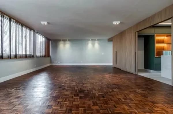 Apartamento A Venda Padrão em Itaim Bibi Reformado