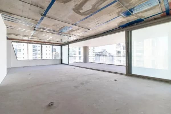 Apartamento à Venda no Itaim Bibi
