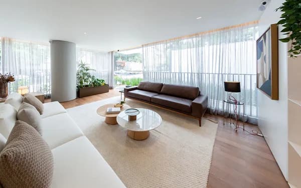 Apartamento Alto Padrão em Moema, São Paulo/SP