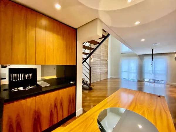 Apartamento Duplex 162m² - 2 Suítes
