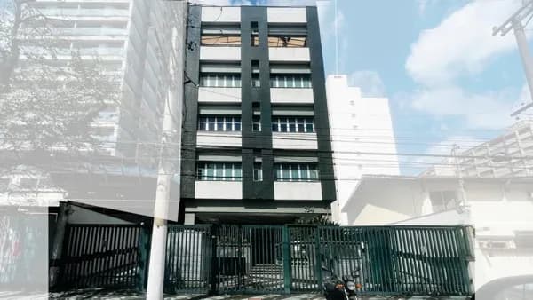 Prédio/Edifício Inteiro em São Paulo - Moema