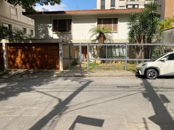Casa Alto Padrão Vila Nova Conceição.