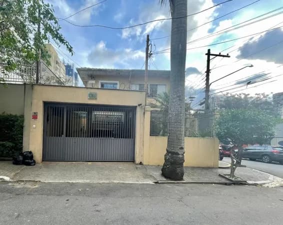Sobrado com 4 Quartos - Brooklin