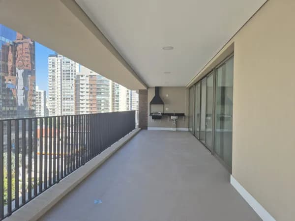 Apartamento 3 suítes e 3 vagas à Venda na Vila Nova