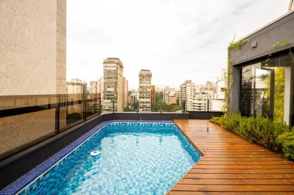 Cobertura Triplex Vila Nova Conceição com vista para Praça Pereira Coutinho
