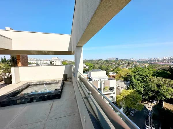 Apartamento Cobertura 223m² com Hidromassagem
