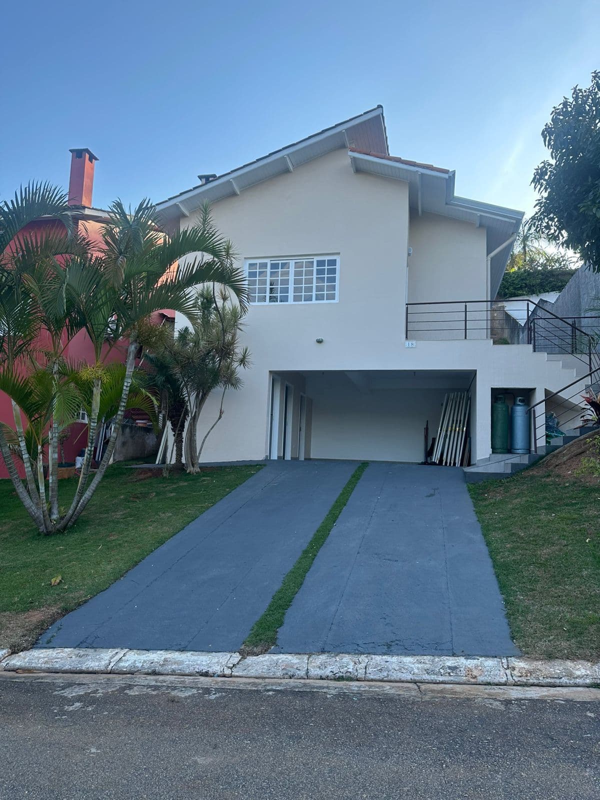 Casa de Condomínio em Cotia - Chácara Canta Galo