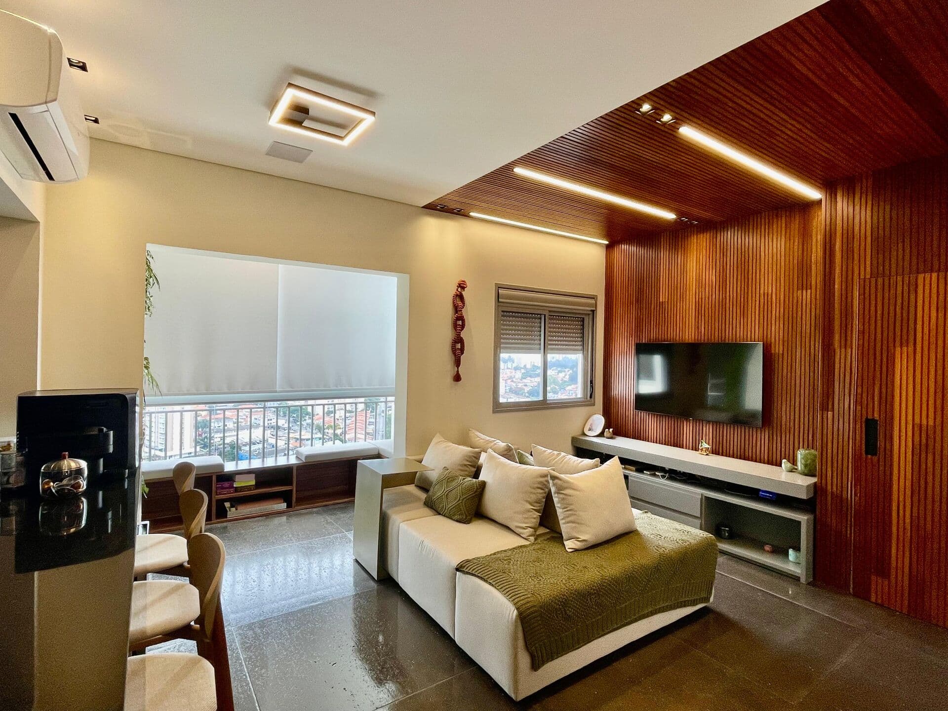 Apartamento 65m² - Reformado