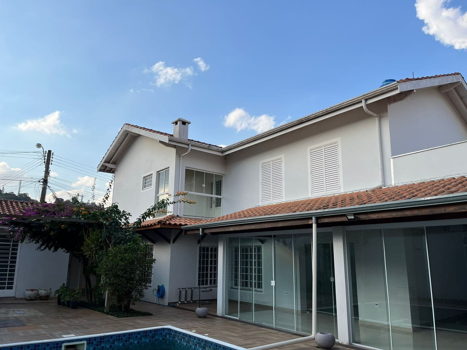 Casa à Venda