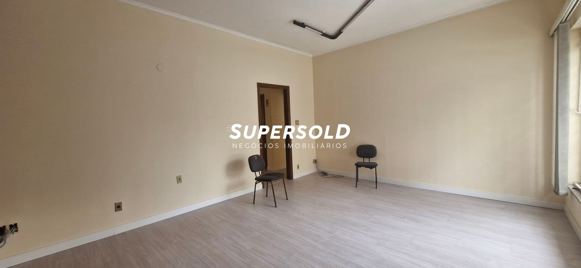 Casa Locação / Alugar 350m² - Vila Itapura - Campinas/SP.