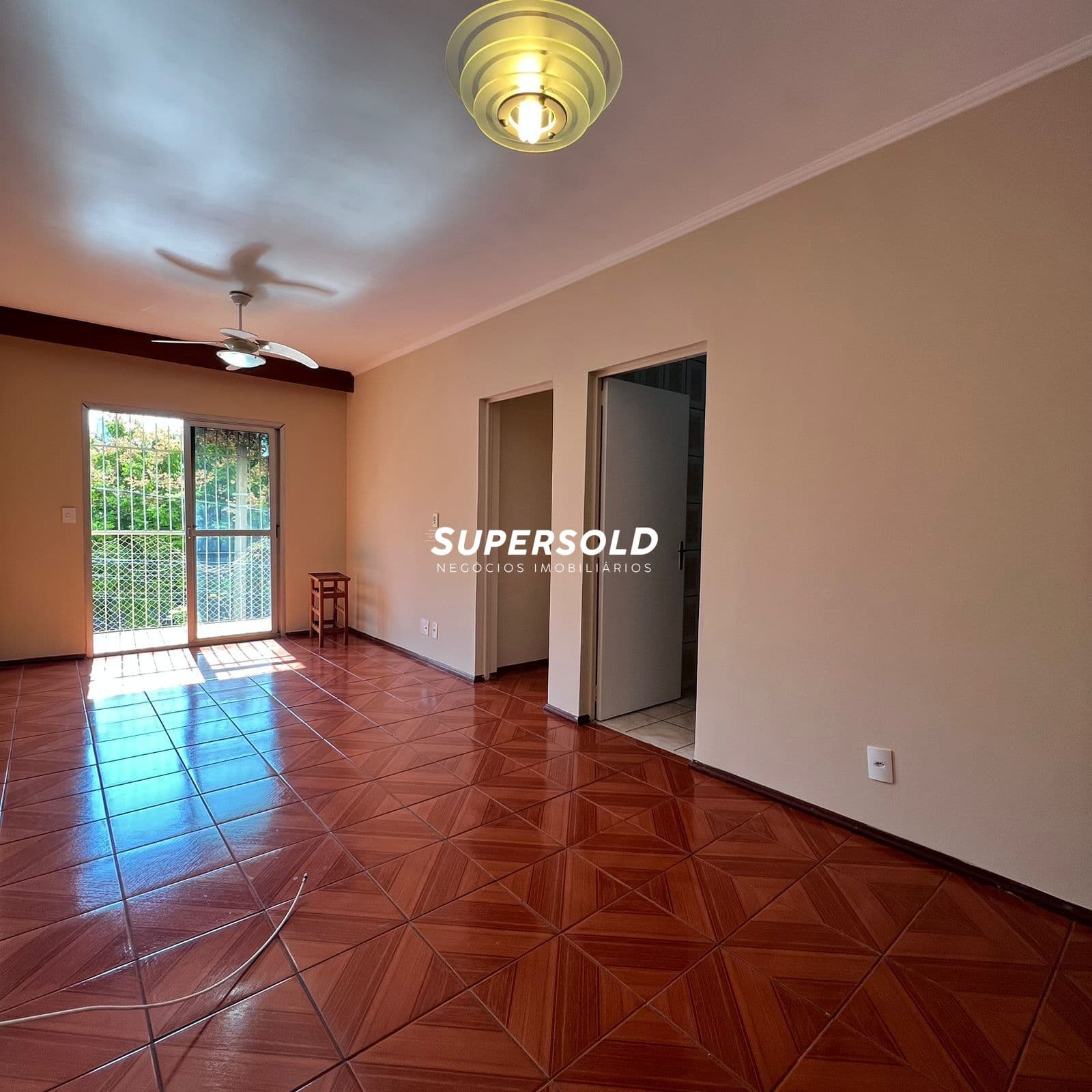 Apartamento 75m² - 02 Dorm. (sendo 01 Suíte) - 01 vaga de garagem - Guanabara - Campinas/SP
