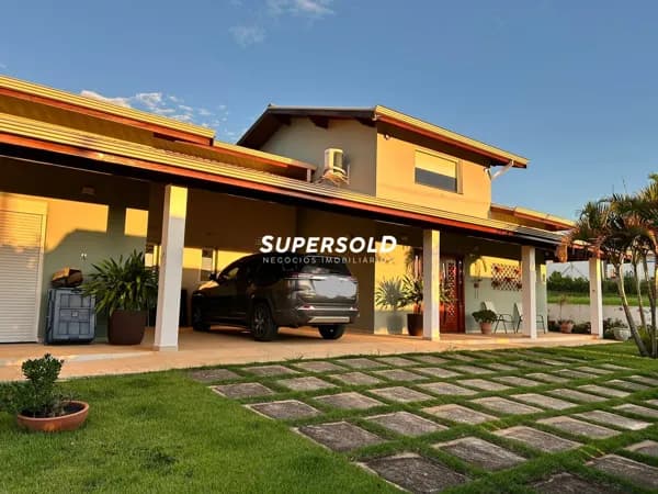 Chácara Luxuosa em condomínio Sarapuí /SP