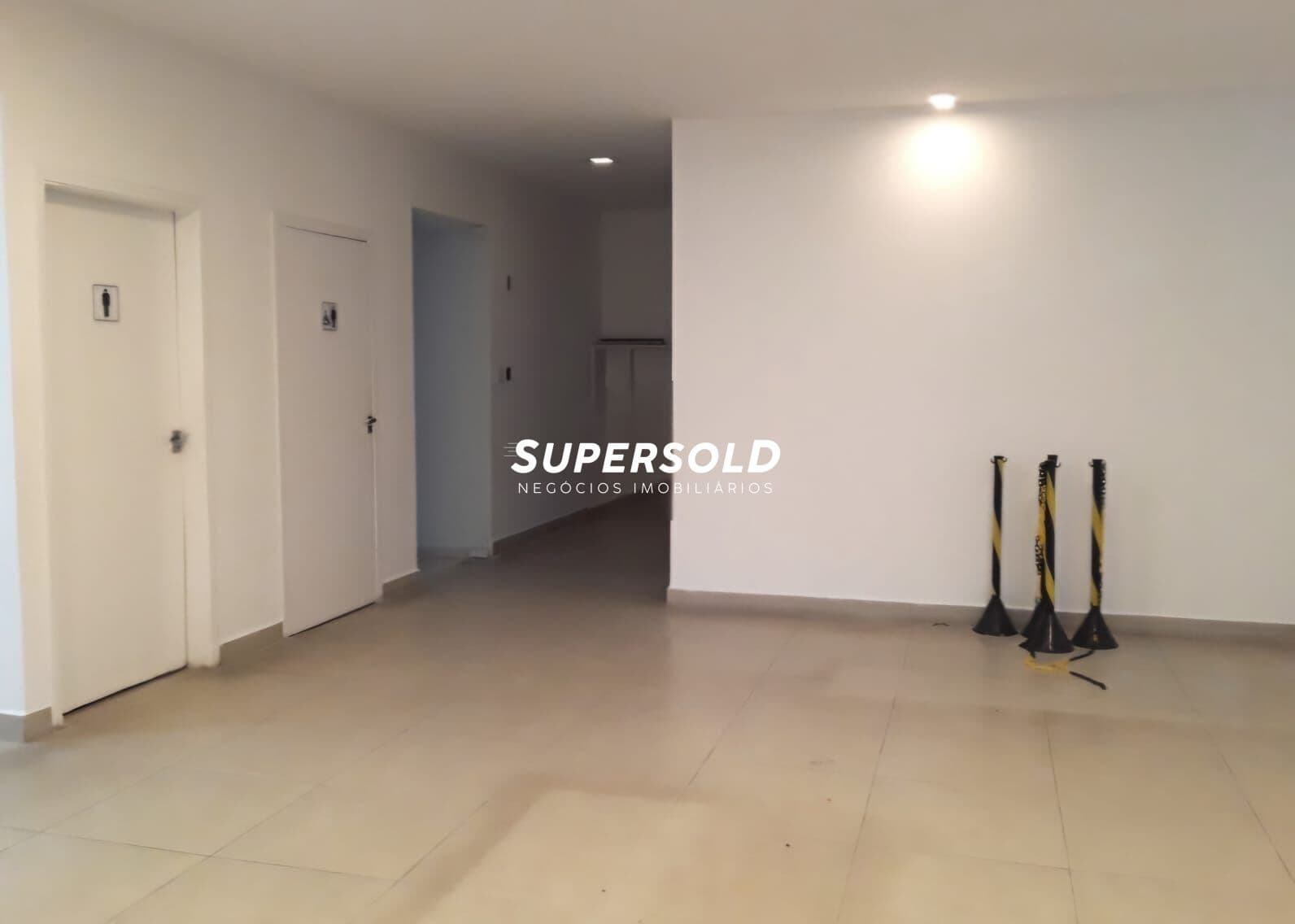 Casa Sobrado Locação / Alugar 540m² - Cambuí - Campinas/SP.