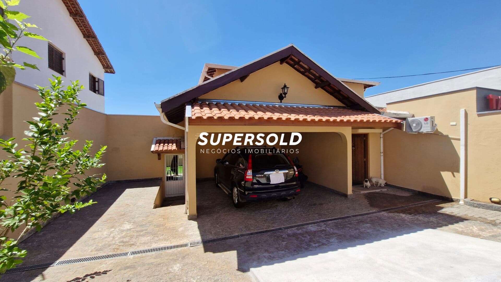 Casa à Venda com 265m² – no bairro Parque Taquaral - Campinas/SP.