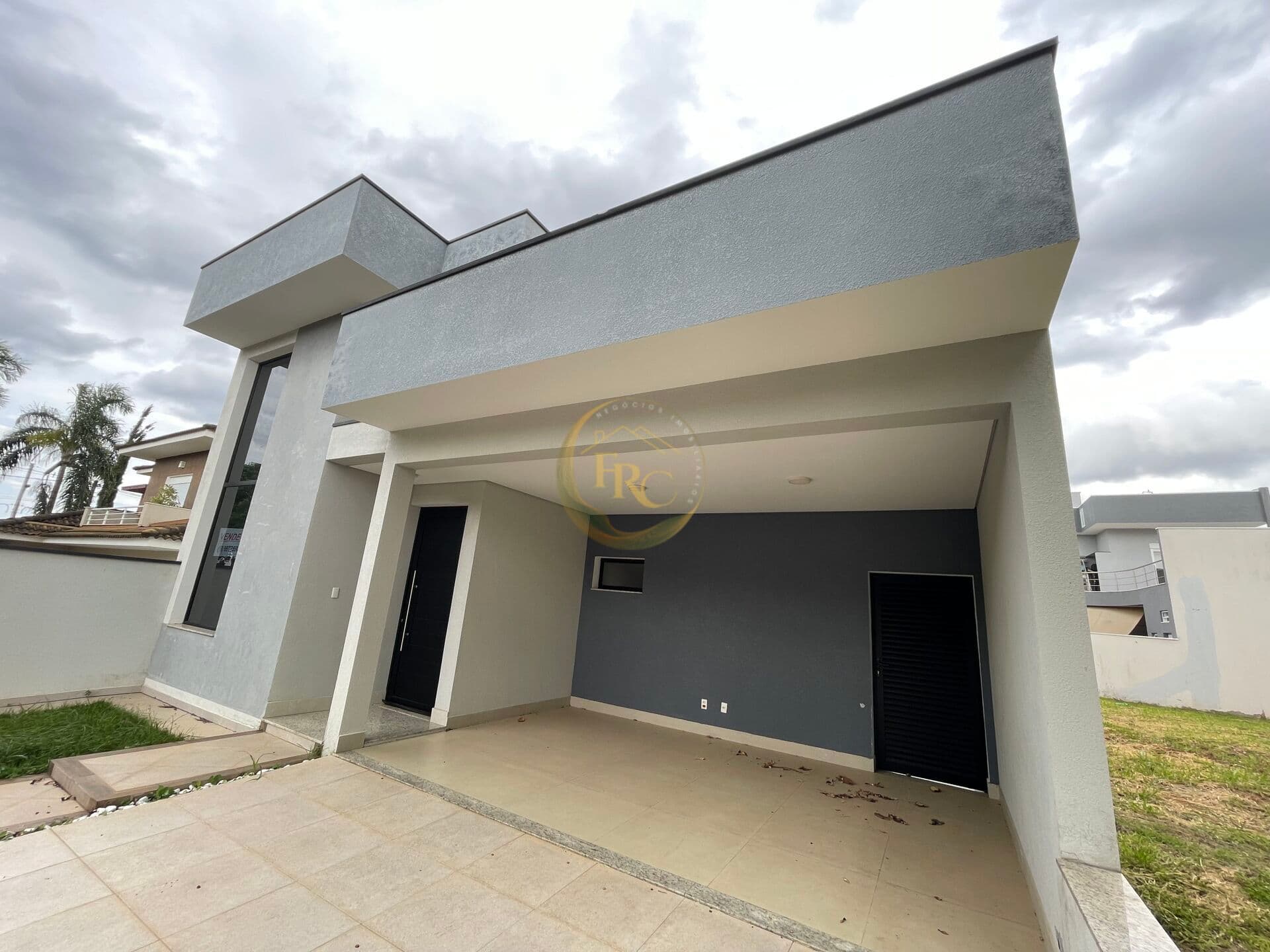 Casa em Condomínio em Residencial Jardim de Mônaco