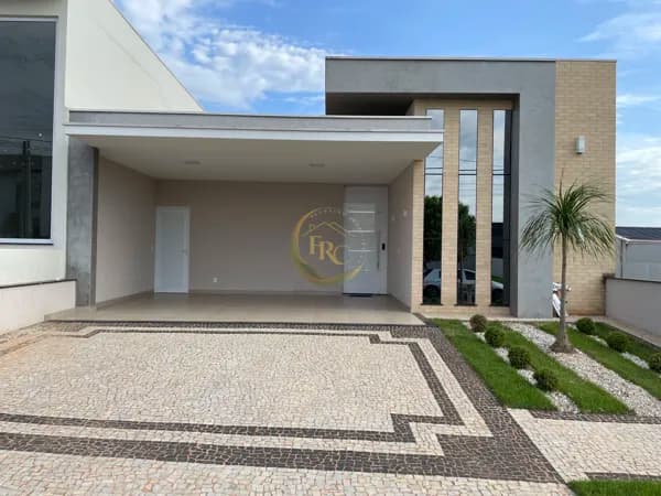 Casa em Parque Olívio Franceschini, Hortolândia/SP