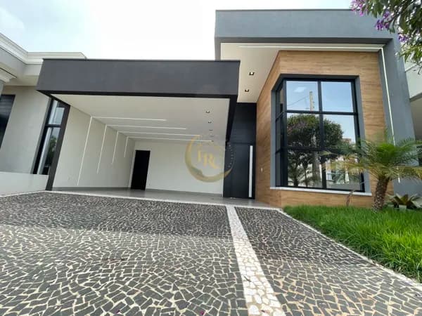Casa Térrea completa em Condomínio
