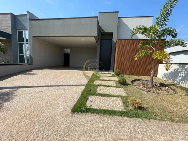 Casa em Condomínio no Residencial Jardim do Jatobá