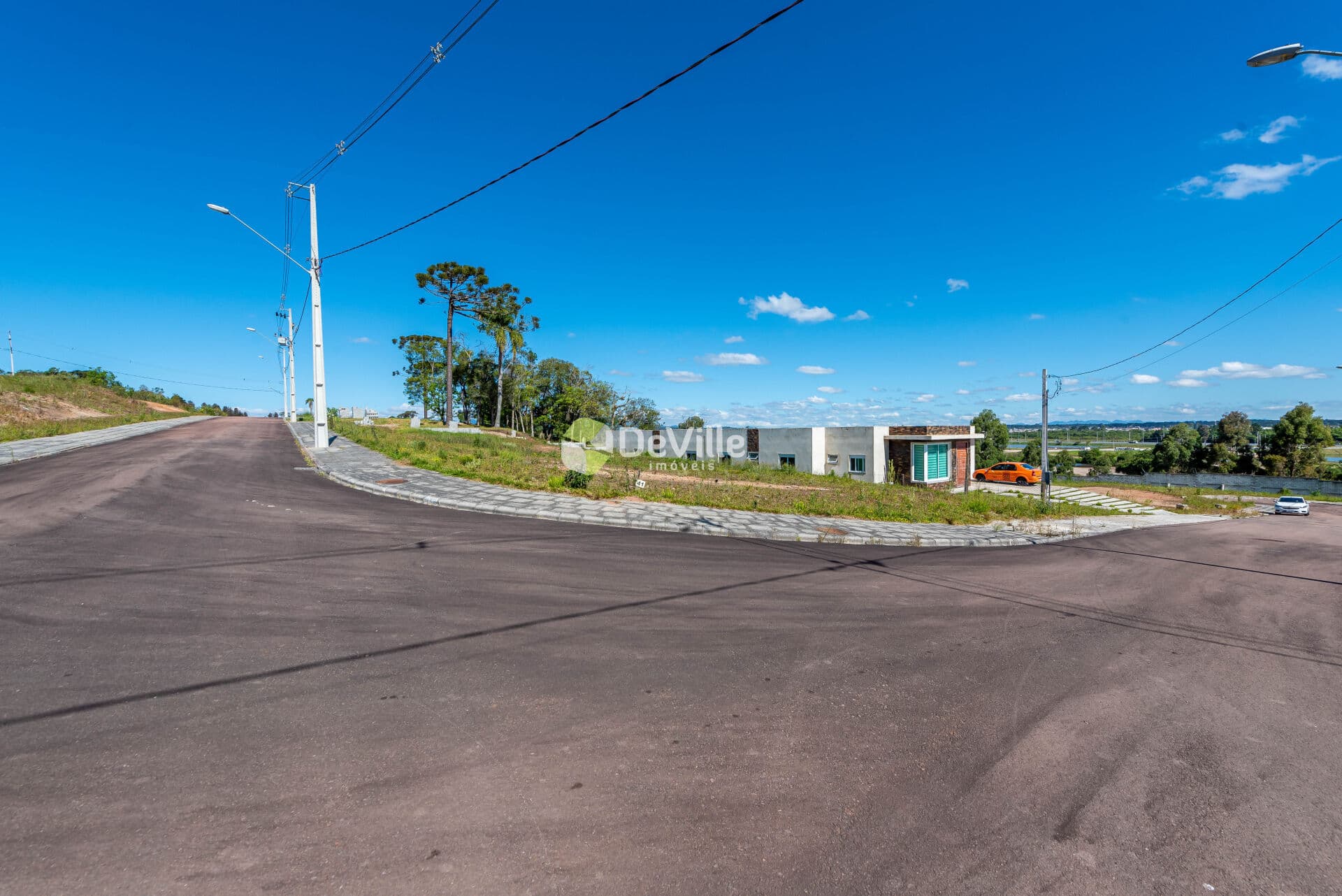 Lote/Terreno em Pinhais - Jardim Amélia