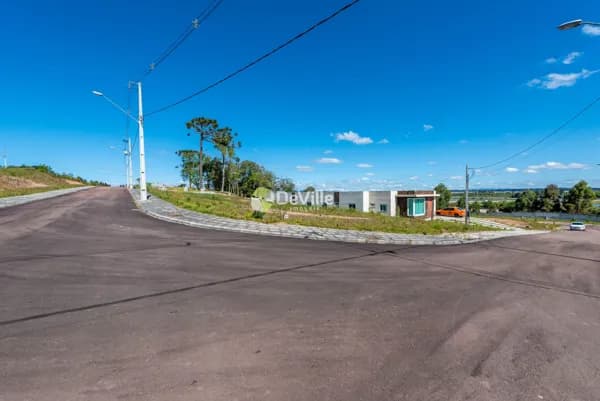 Lote/Terreno em Pinhais - Jardim Amélia