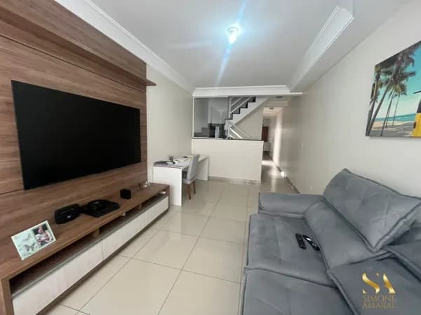 Sobrado com 131m² na Vila Junqueira!