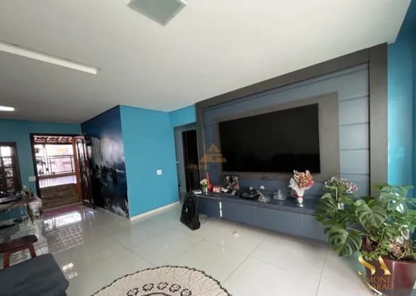 SOBRADO COM 253M² / CENTREVILLE!!!